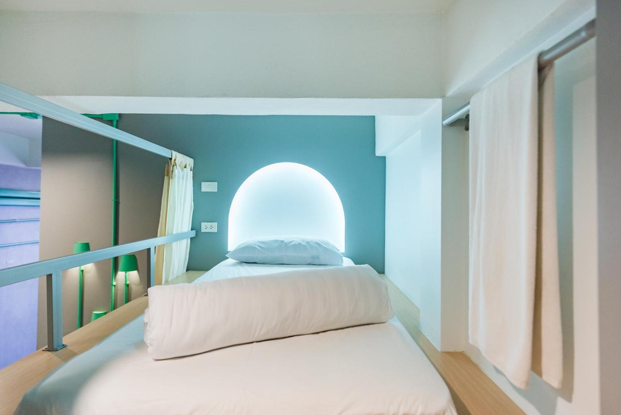 Eco Hostel Phuket Extérieur photo