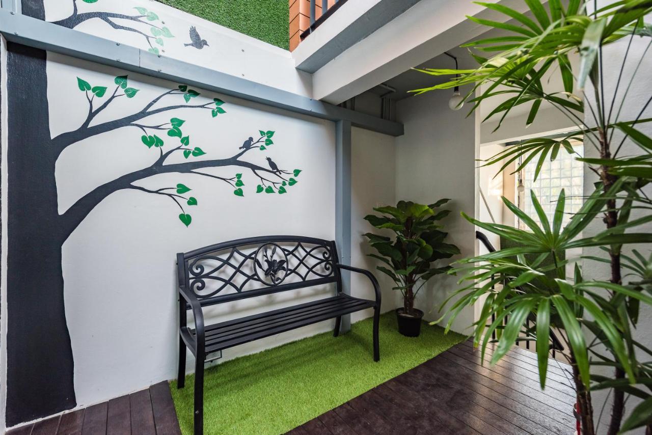 Eco Hostel Phuket Extérieur photo